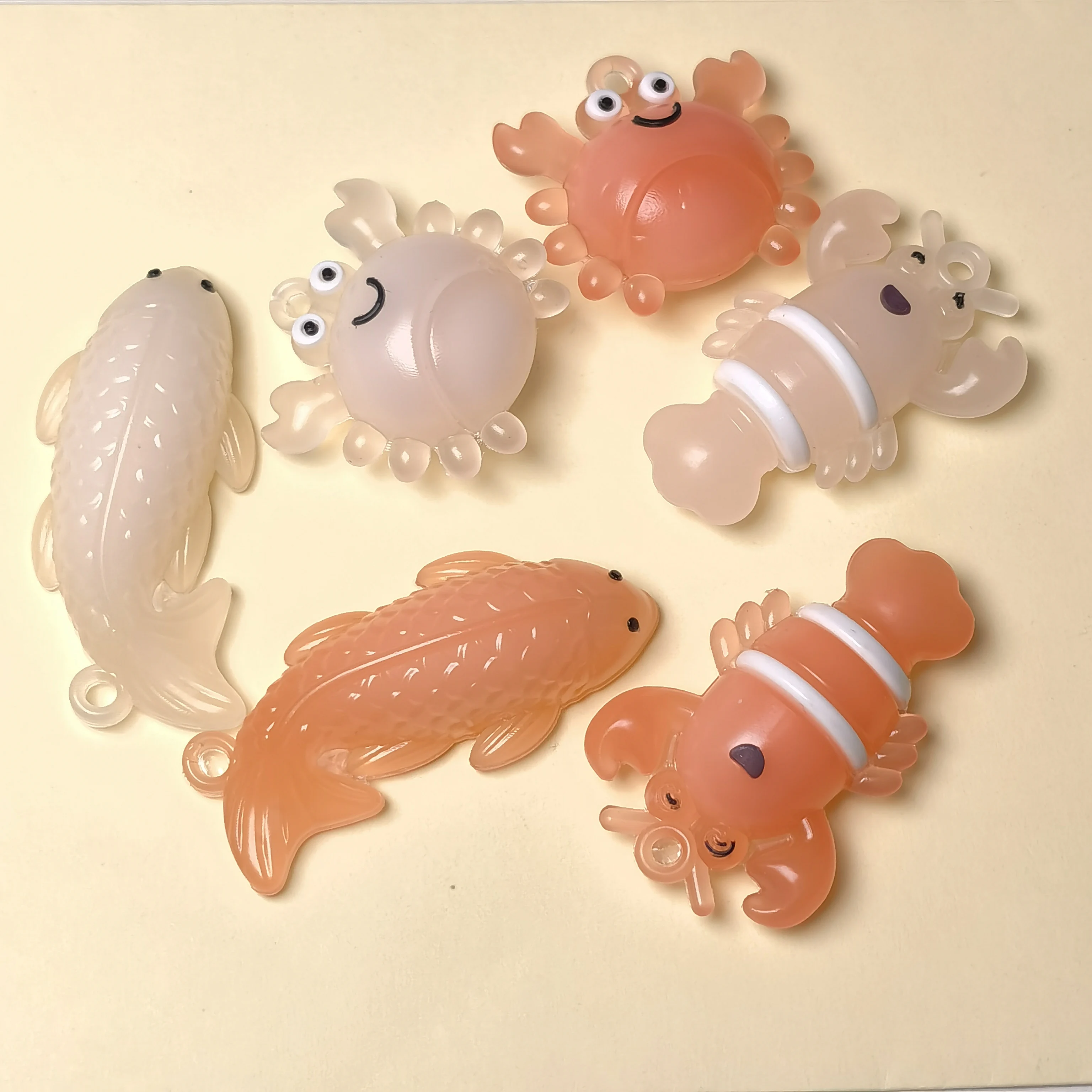 Color-Changing Lobster Car Ornament Temperature Reminder Uv Sensitivity Car Hanging Pendant PVC Lobster Crab