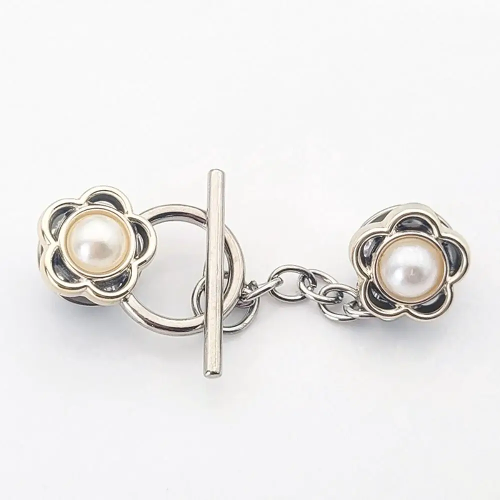 

Rabbit Nail-Free Cardigan OT Buckle Triangle Detachable Close Neckline Decorative Brooch Waist Buckle Crown