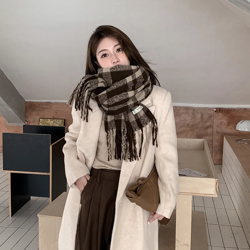 Korea Style Winter Warm Scarf Women Classics Plaid Outdoor Travel Shawls Thicken Cashmere Scarves Pashmina Luxury Brand