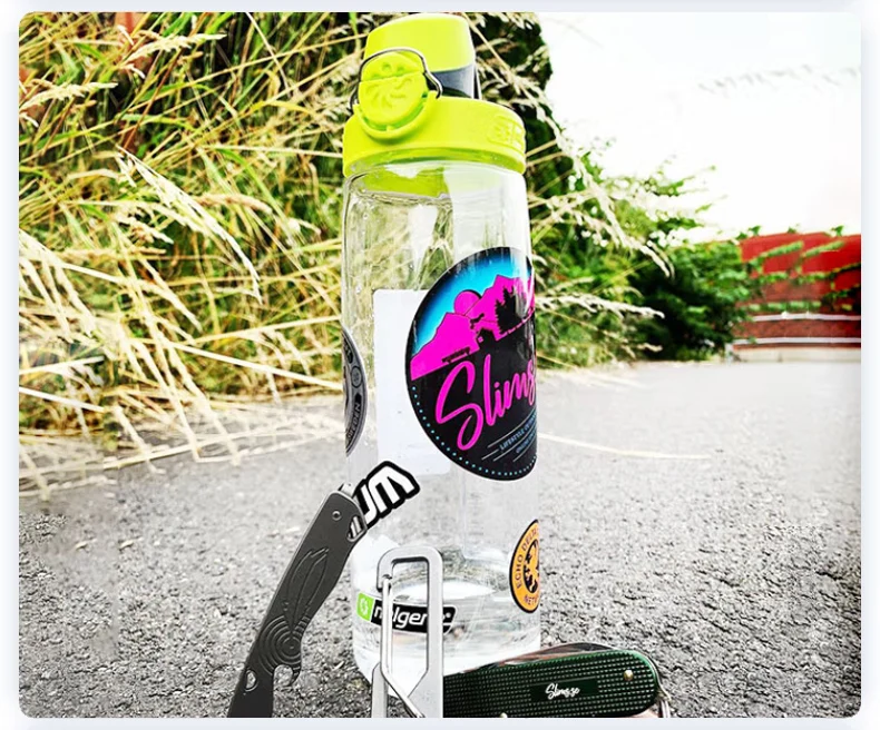 Nalgene 700ml Trinkflasche mit Klappverschluss, robuste Tritan-Sportflasche, auslaufsicher, geeignet für Camping, Wandern, Fitness, Reisen – Detail 12