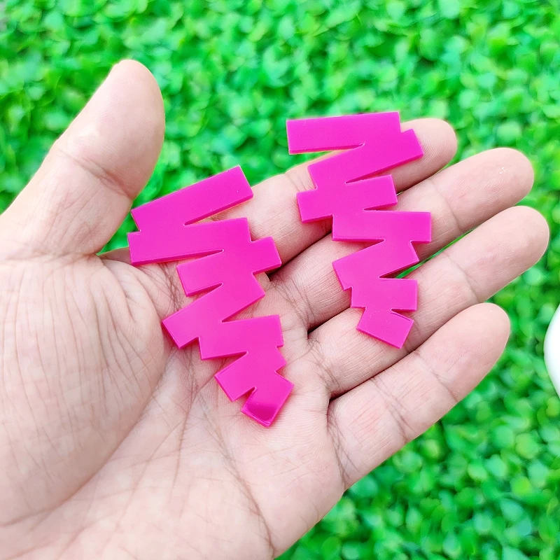 KUGUYS Klassische geometrische Acryl-Ohrringe für Damen, Statement-Schmuck, minimalistisches, zeitloses Geschenk für sie – Detail 15