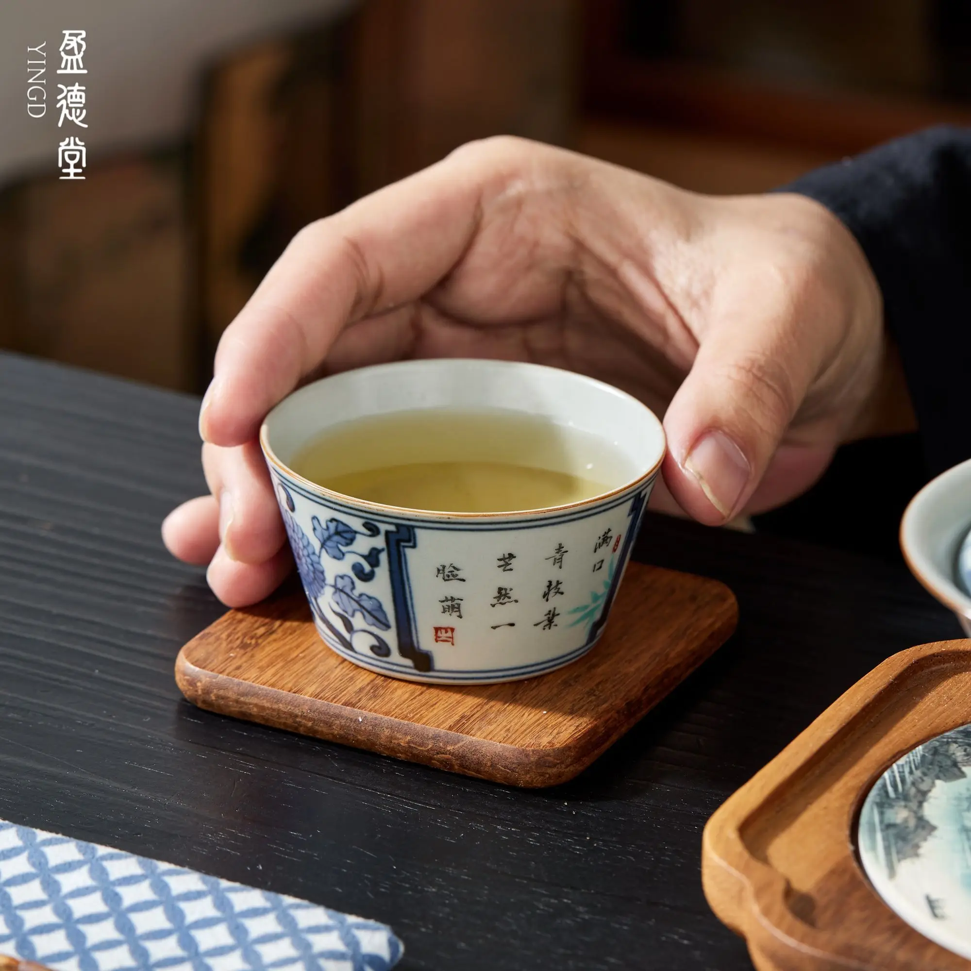 Yingdetang Jingdezhen Hand-Painted Blue And White Panda Master Ceramic Tea Single High-End Household Teacup Straight Mouth Cup