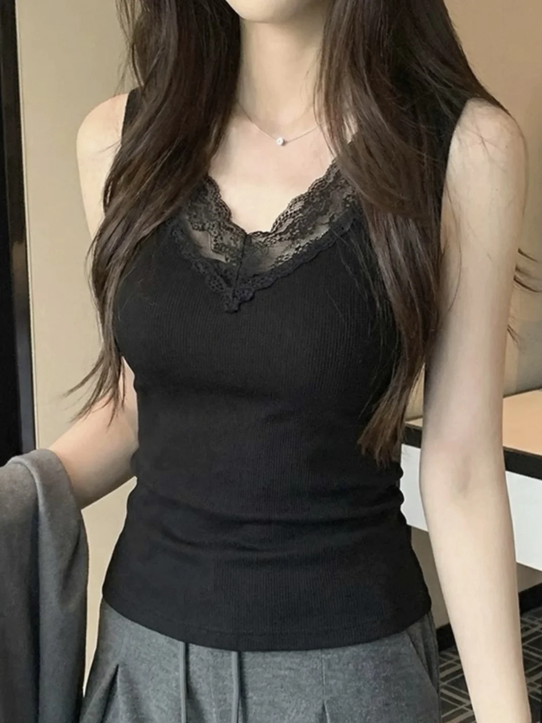 Women's Lace V-neck Strapless Tank Top 95% Cotton Sleeveless Summer New Style plus Size Slim Fit Outerwear Base Layer Shirt