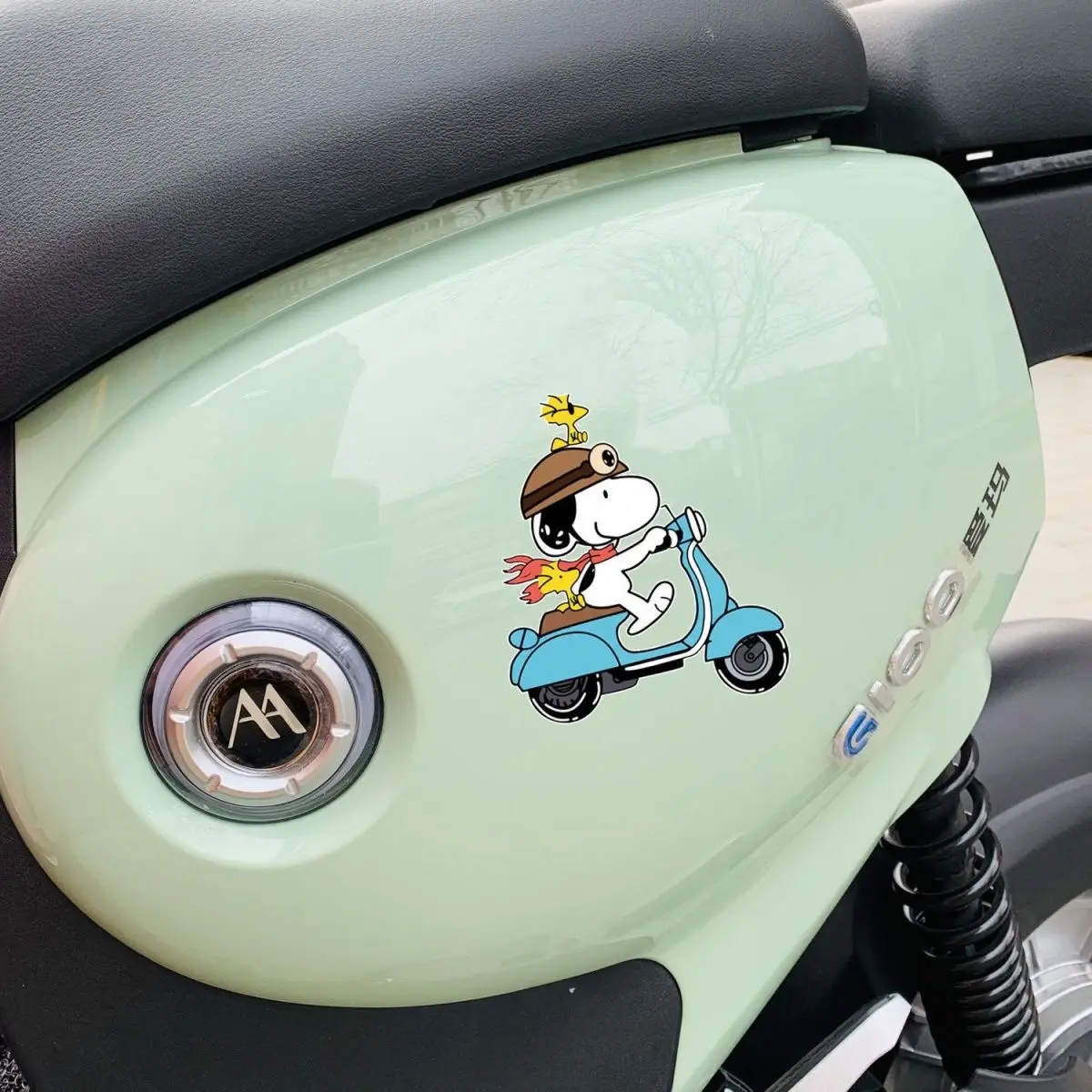 Car Sticker Scratch Cover Cartoon Bumper Creative Personality Snoopy Electric Car Motorcycle Body Sticker