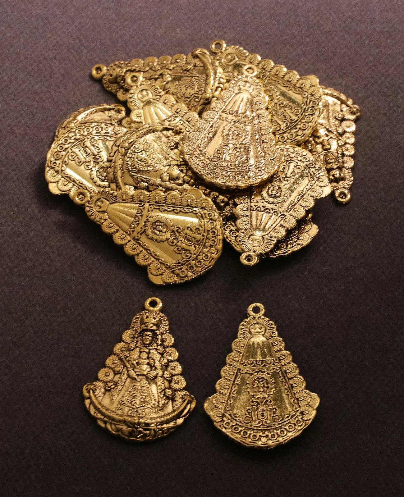 5 uds. Colgantes católicos de Nuestra Señora Madonna de El Rocío medalla de Virgen del Rocío para joyería DIY accesorios de fabricación