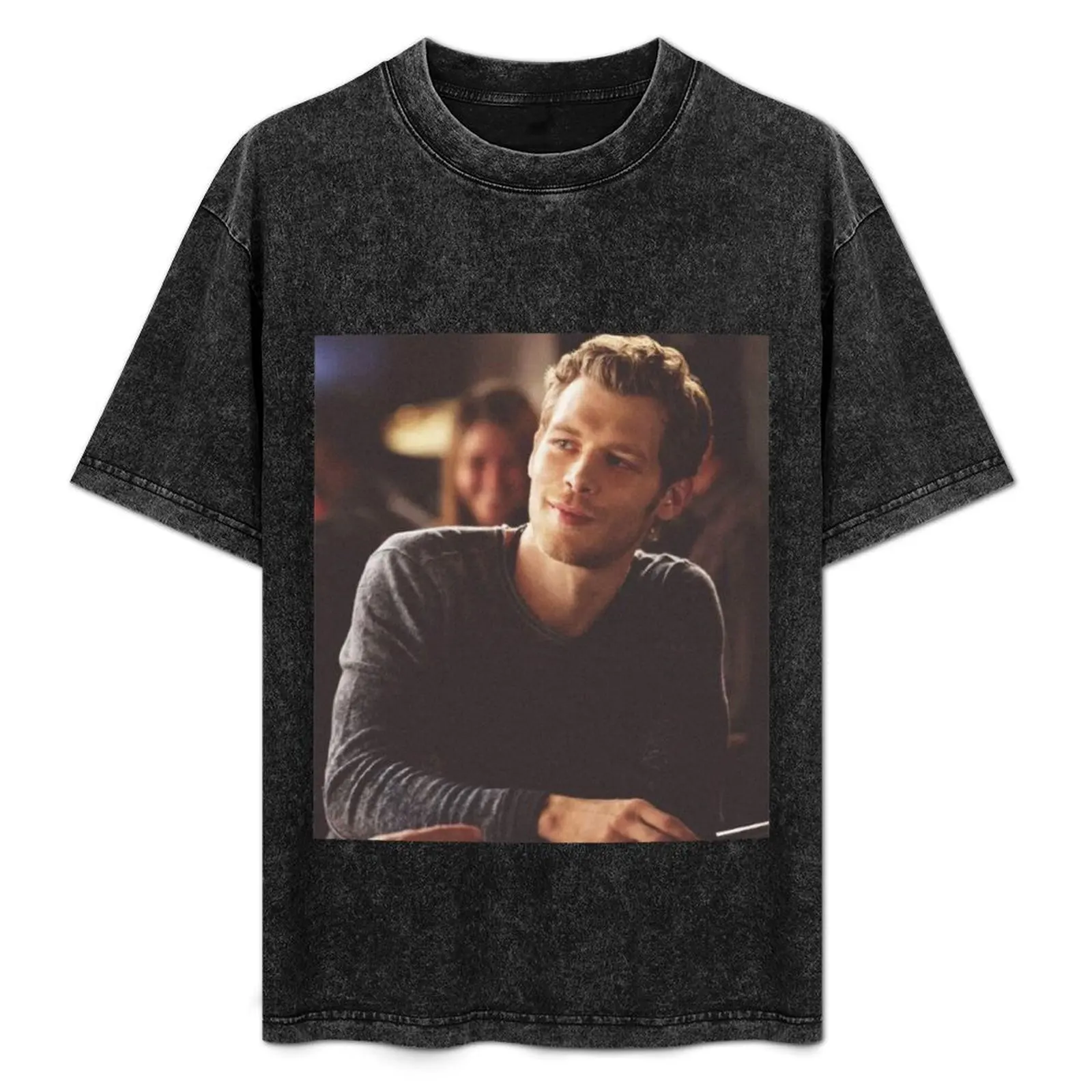 

Klaus mikaelson the originals T-Shirt valentines clothes graphic t shirt vintage t shirts for men graphic