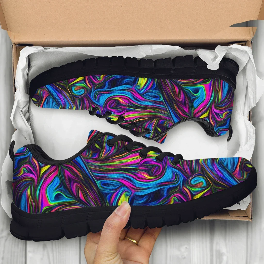 Sepatu desain Psychedelic, sneaker sol tebal kain rajut ringan luar ruangan