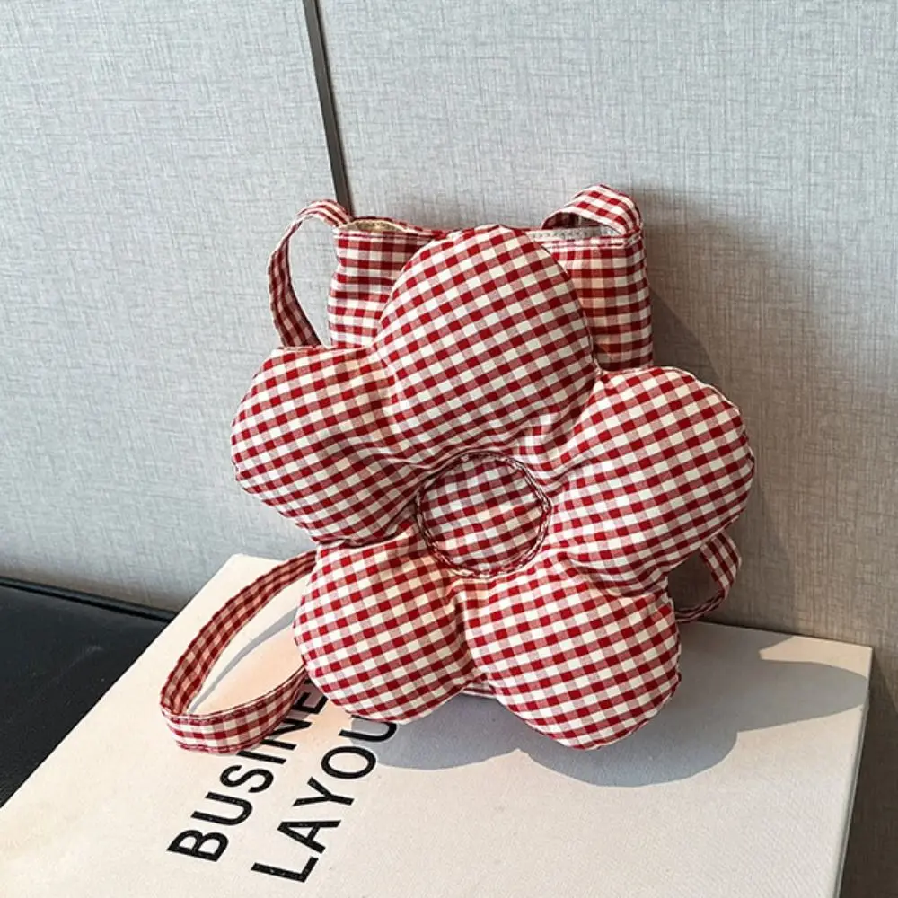 

Sweet Plaid Flower Crossbody Bag Cute Cloth Large Capacity Shoulder Bag Portable Storage Bag Ins Messenger Bag Travel