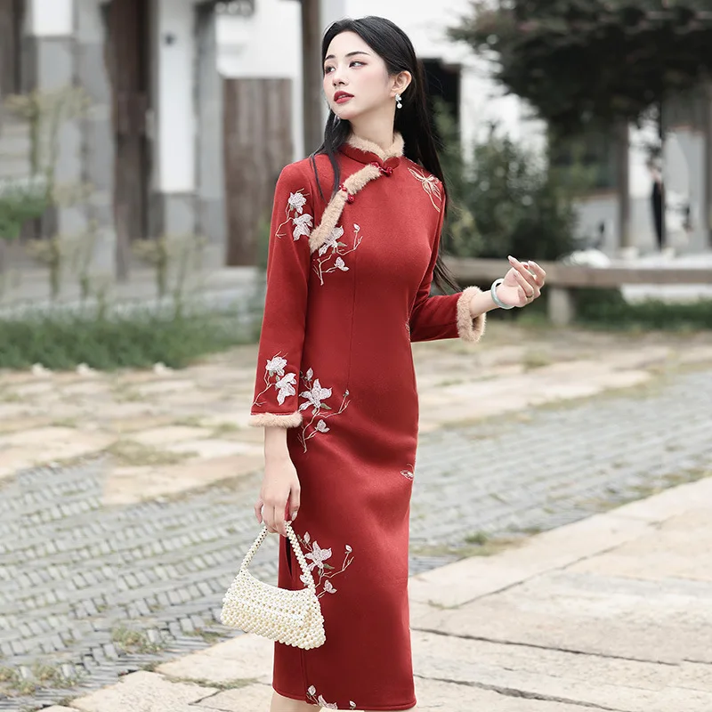 

Утолщенный Cheongsam с длинными рукавами в китайском стиле, улучшенный новый китайский стиль для молодых женщин, осенне-зимнее Ципао в стиле ретро