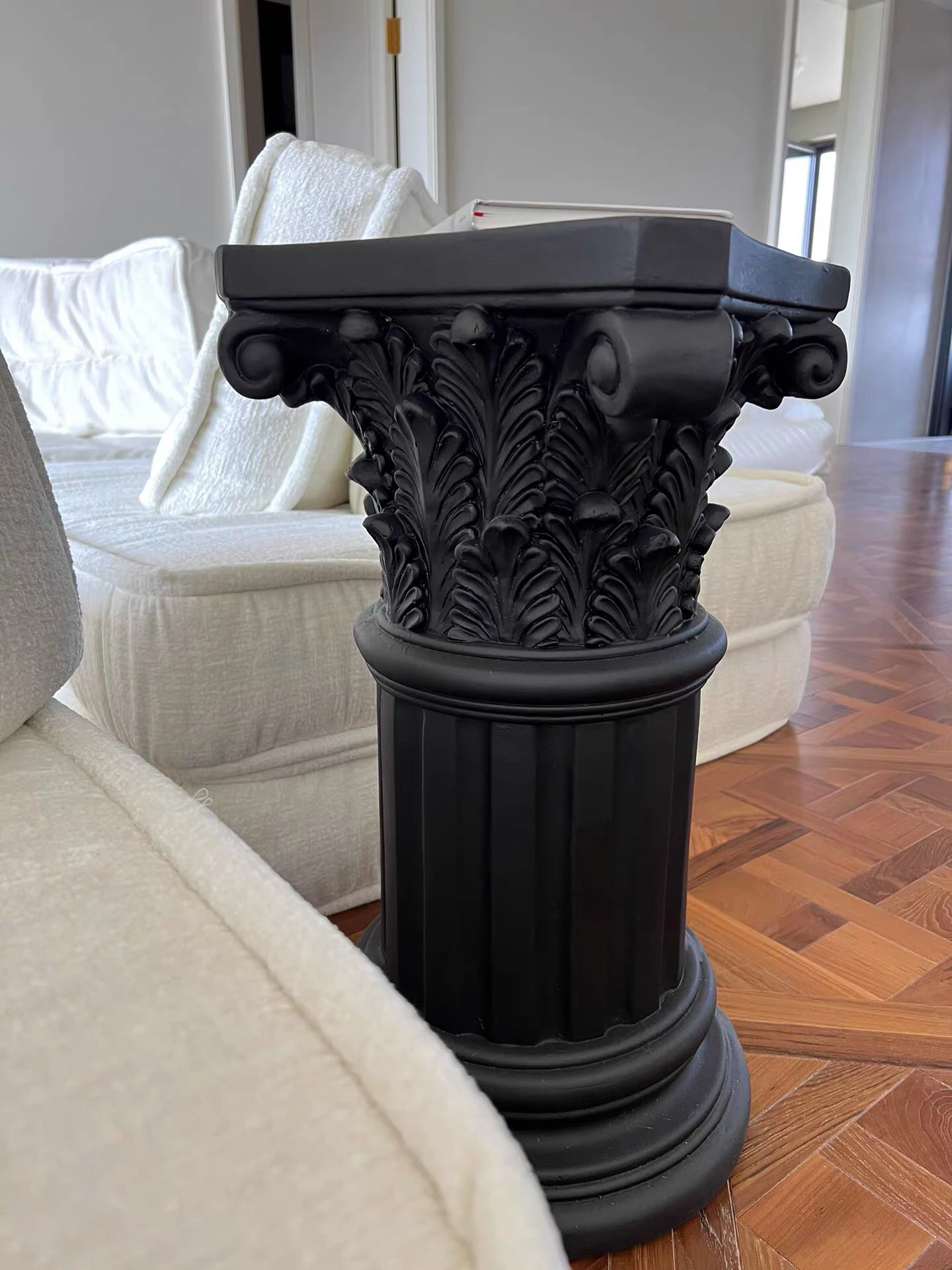 Beside Table Roman Column Edge, Pure Black Texture Roman Column Tea Table, Edge Interior Home Decoration Ornament Crafts