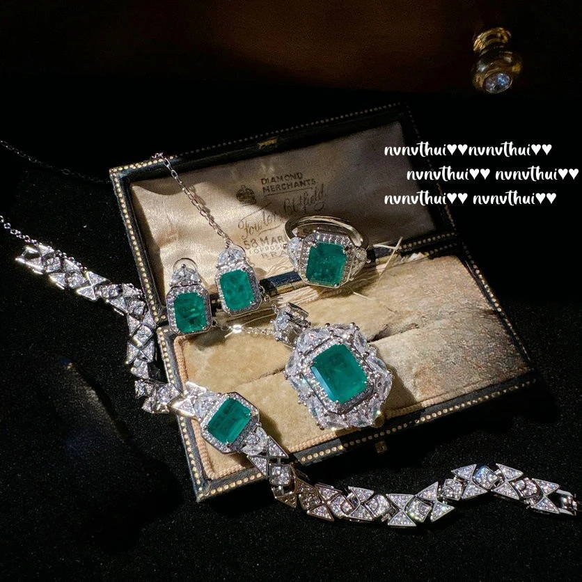 requintado-geometrico-esmeralda-turmalina-vintage-joias-princesa-corte-anel-brinco-colar-pulseira-acessorios-para-mulher-conjunto