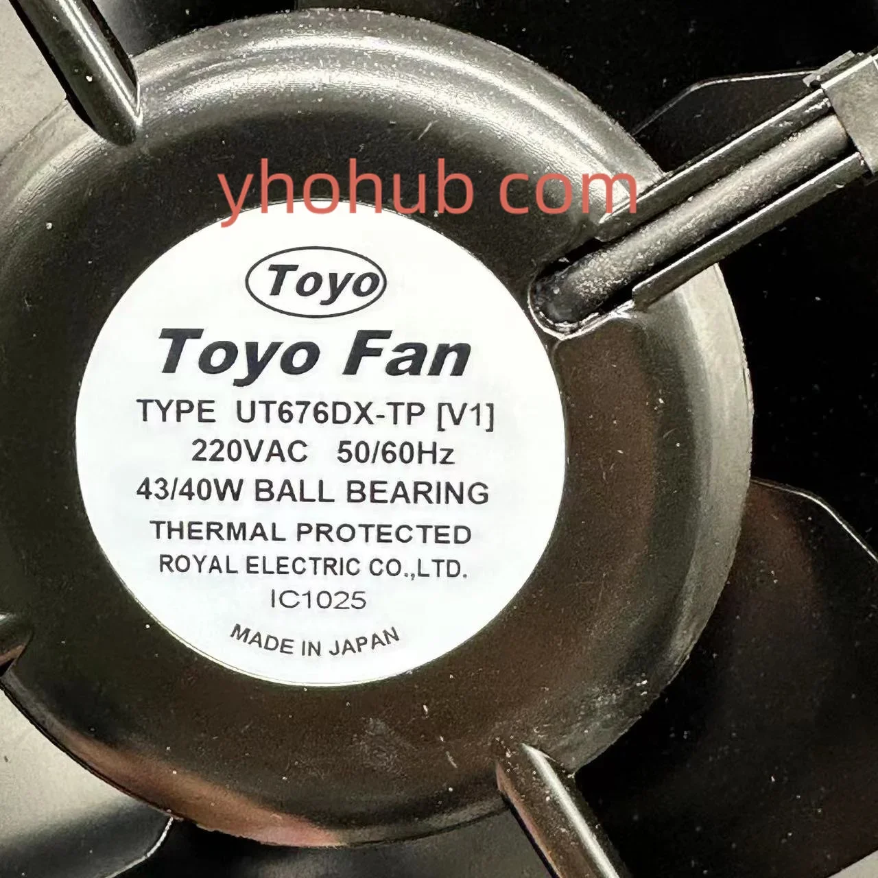 TOYO UT676DX-TP AC 220V 43/40W 2-Wire Server Cooling Fan