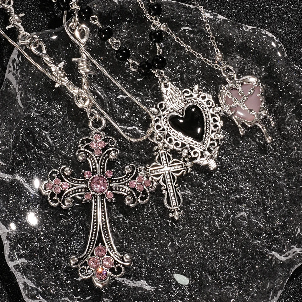 Y2K Sweet Cool Girl Personalized Creative Cross Love Pendant