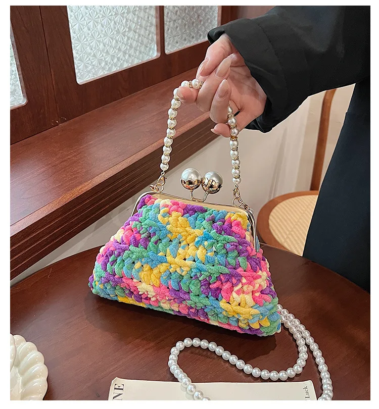 

New Fashion Wool Knitting Knitted Crossbody BagPearl Chain Shoulder Bag Fashion Crossbody Bag Multi Functional Commuter Handbag