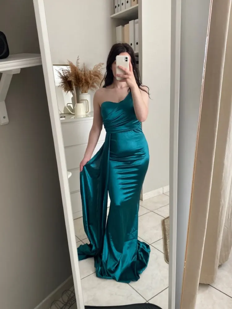 One Shoulder Padded Sexy Satin Ruched Bridesmaids Dress Side Train Sleeveless Bodycon Evening Night Party Gown Burgundy Green