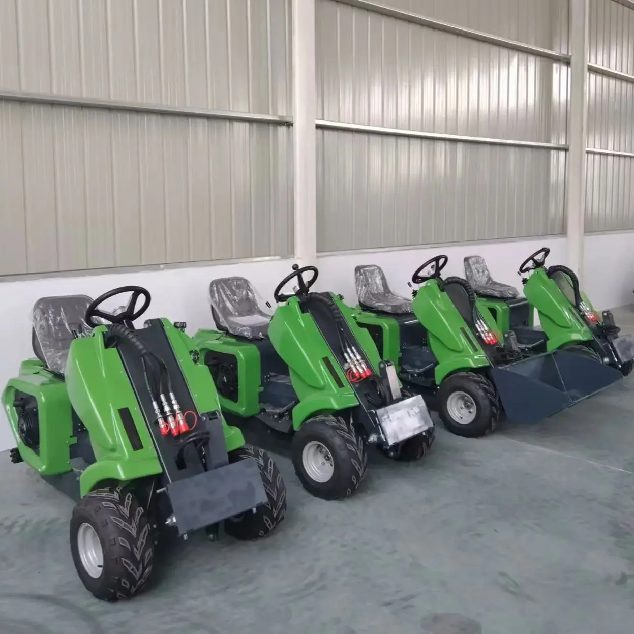 

Hot selling front-end loader three wheel sliding steering loader discounted price high-performance telescopic top