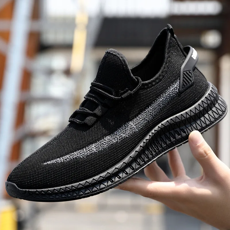 Men's Trendy Versatile Sneakers 2026 Men's Casual Shoes New Hot Selling Men's Shoes Breathable Mesh Soft Sole Sports Shoes