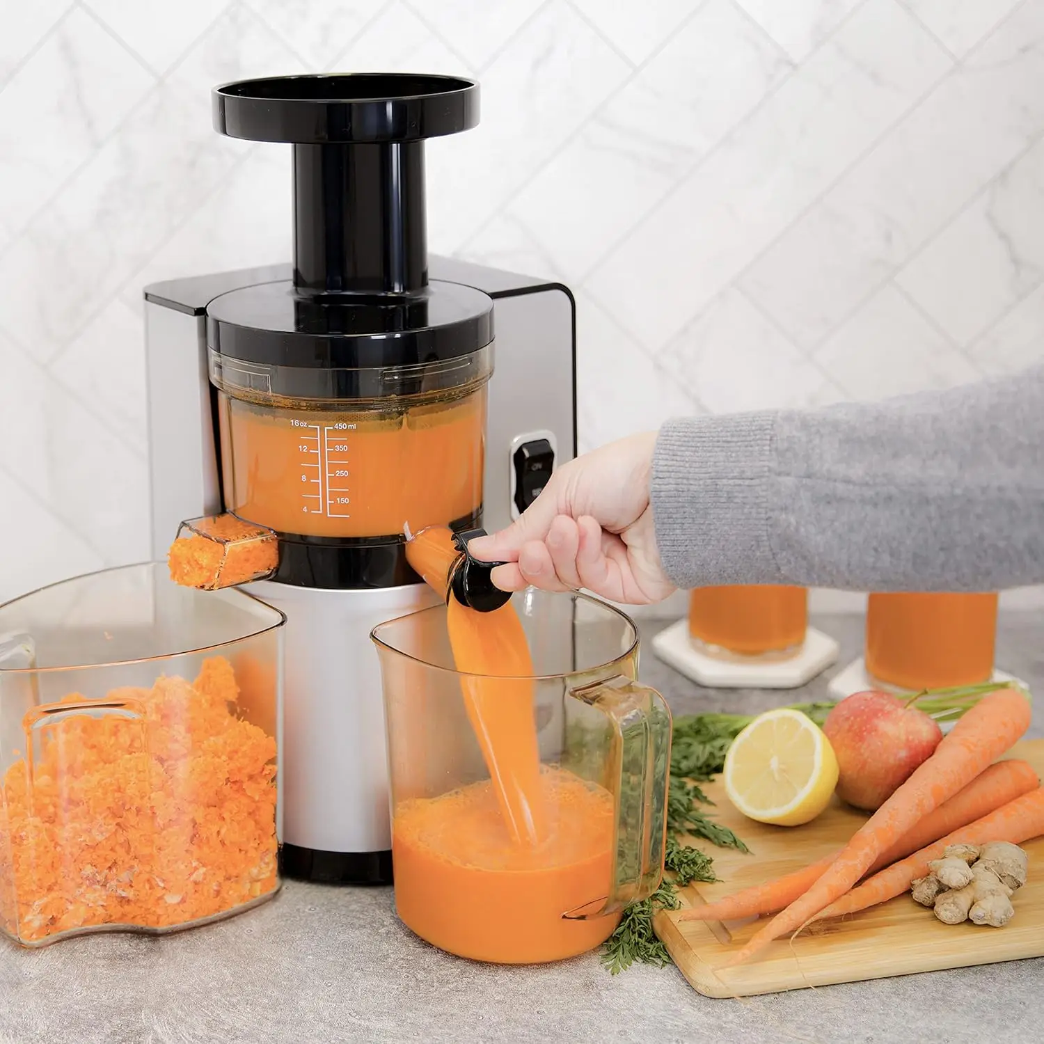 Vertical Cold Press Slow Masticating Juice Extractor, 43 RPM, Compact Size for Fruits & Vegetables, Quiet Operation, 3-Stage Aug