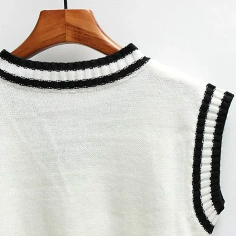 

Sweater Vest Women Striped Japanese-style Sleeveless V-neck All-match Loose Casual Preppy-style Lovely Students Fashion Ulzzang