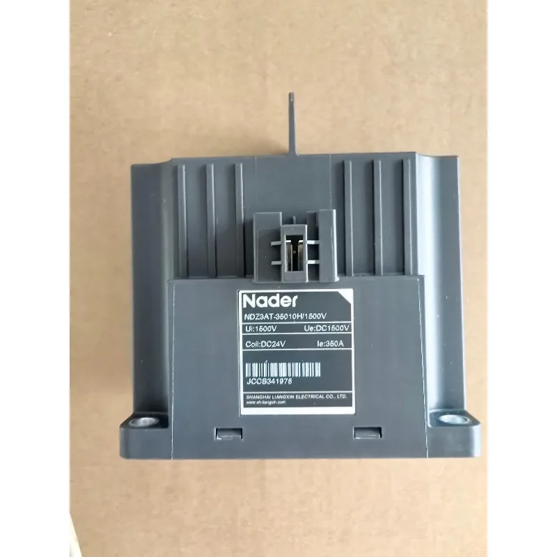 NDZ3AT Liangxin DC contactor NDZ3AT-35010H/1500V coil 24V350A with auxiliary touchpoint