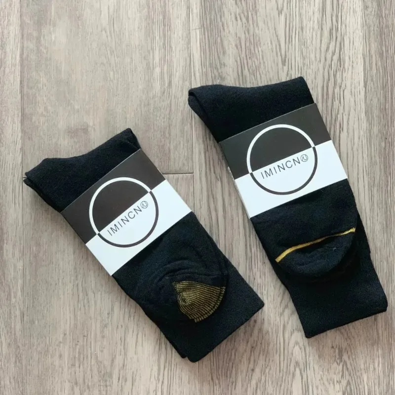 

Новые брендовые мужские хлопковые носки: дышащие, мягкие, деловые, повседневные, черные, высокого качества, в подарок для мужчин