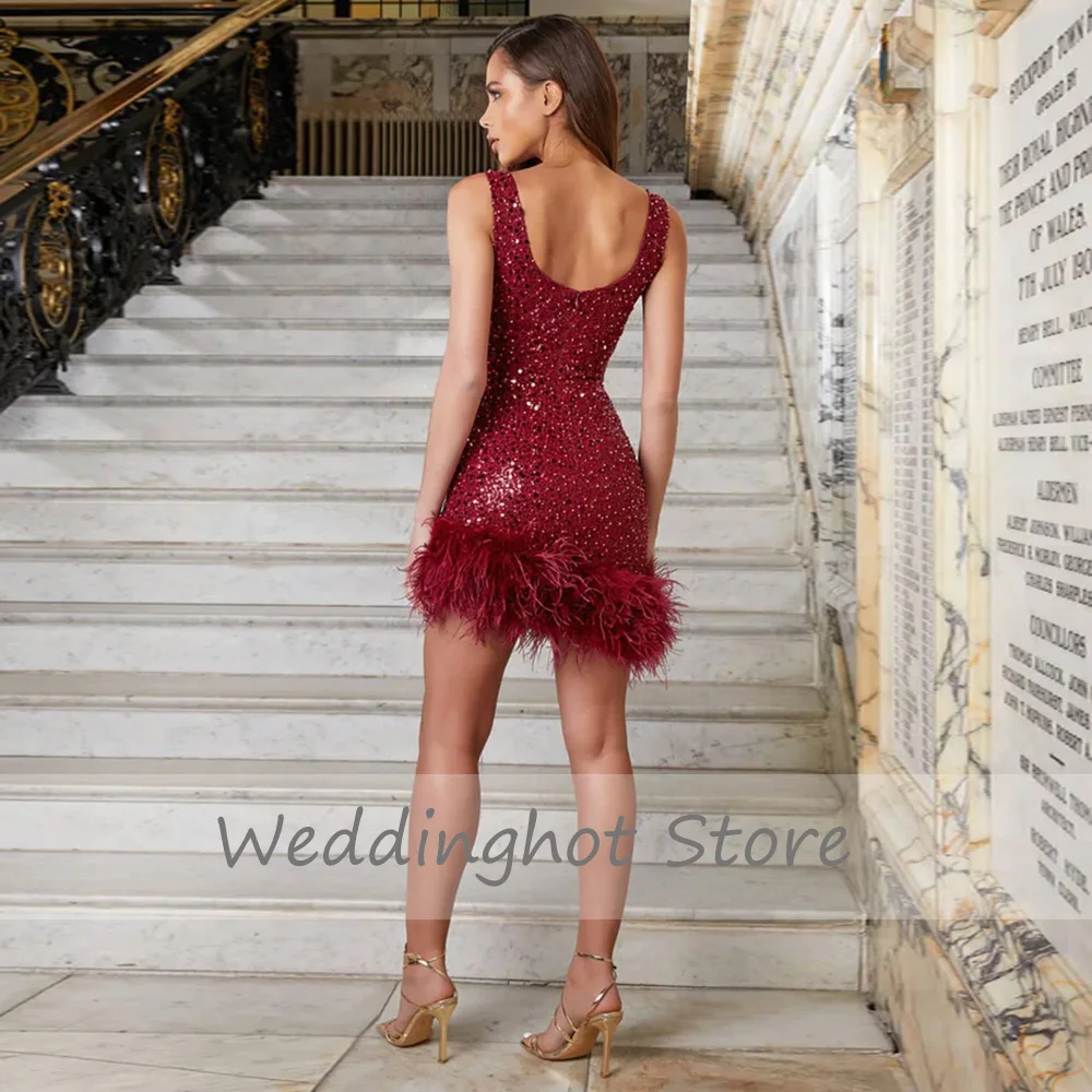 Robe de Cocktail de Forme Sirène à Paillettes Bordeaux, Tenue de ixPrécieuse à Plumes, 2024