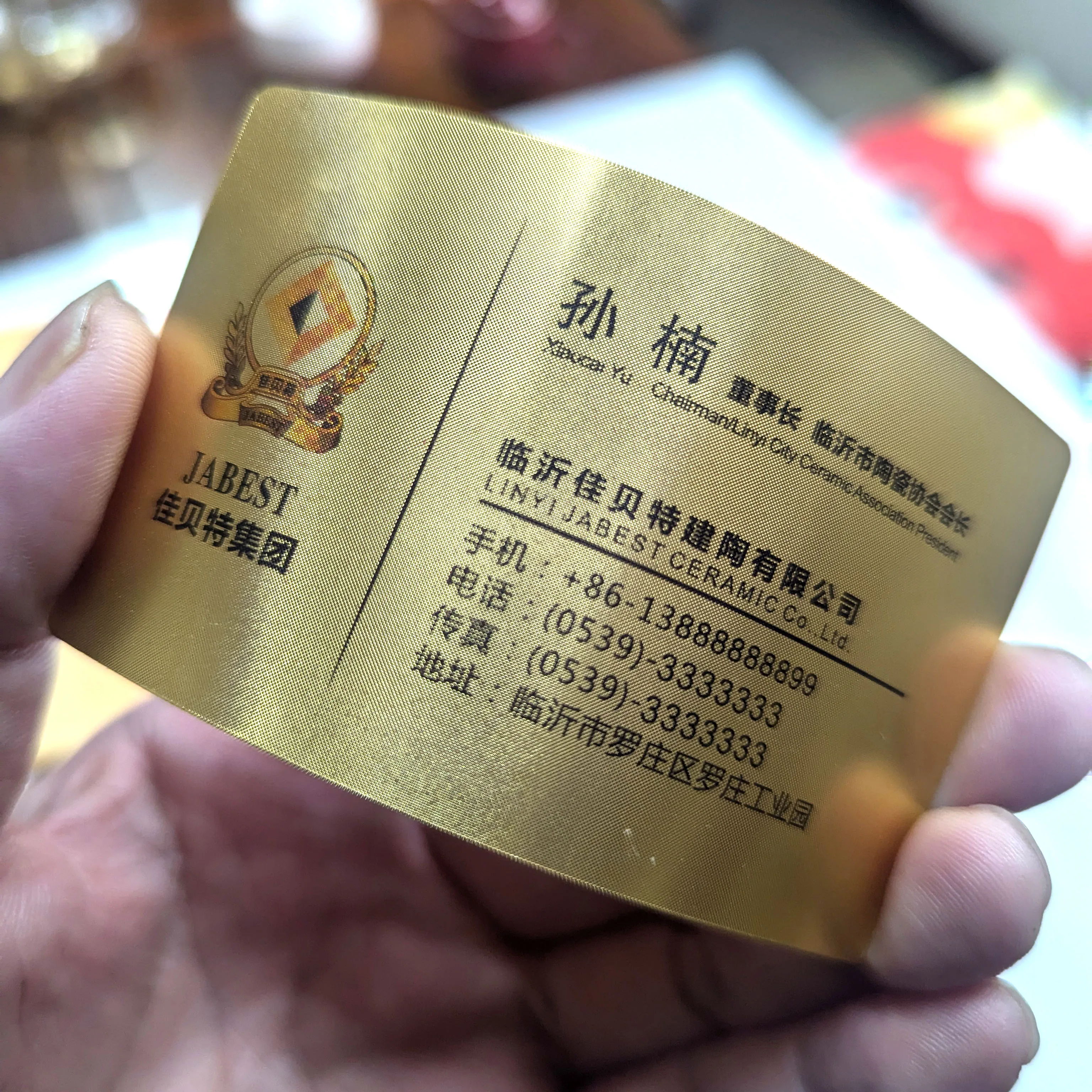 Customized high-end gold and silver foil rounded corner business cards are waterproof, tear-resistant and anti-bending