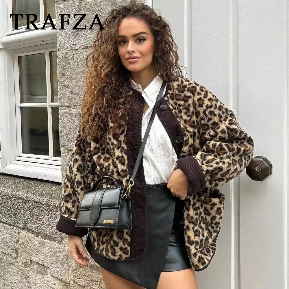 TRAFZA 2024 Autumn Winter Vintage Women Leopard Jackets Fashion Casual O Neck Loose Streetwear Coats Lambswool Oversized Outwear