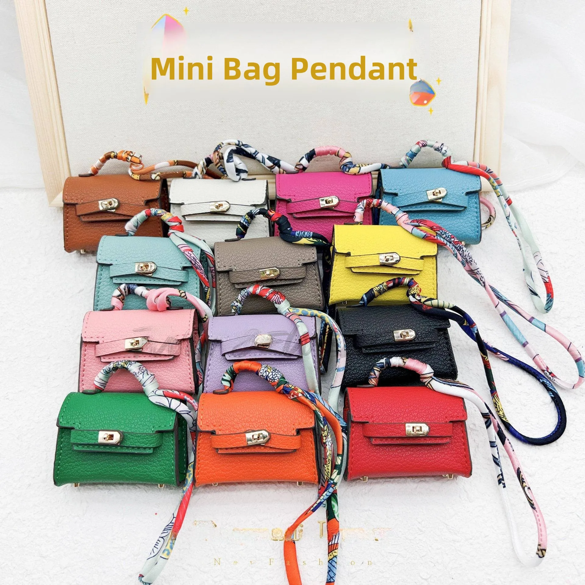 chaveiro-de-carro-com-bolsa-da-moda-bolsa-fofa-para-fone-de-ouvido-acessorio-feminino-marca-yangjing-colecao-primaver