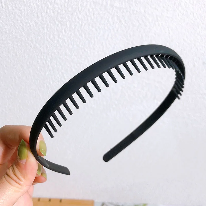 Fashion Solid Color Plastic Hairbands for Women
