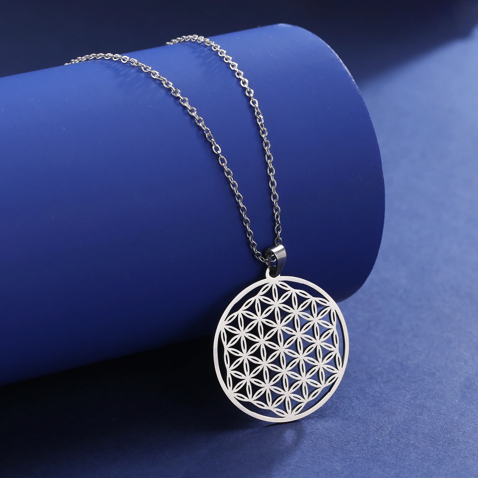 Cazador  Chakra Flower of Life Necklaces Mandala Stainless Steel Chain Necklace Amulet Geometric Jewelry for Women