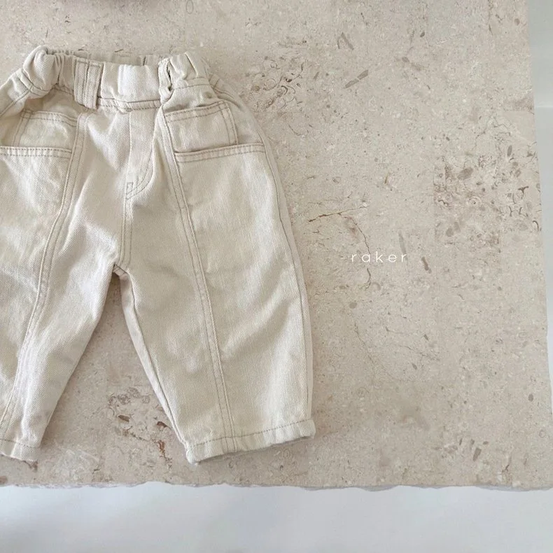 2024 Frühling neue Baby lose Jeans hose Kleinkind feste Freizeit hose Kleinkind Junge Mode vielseitige Jeans Kinder Harems hose