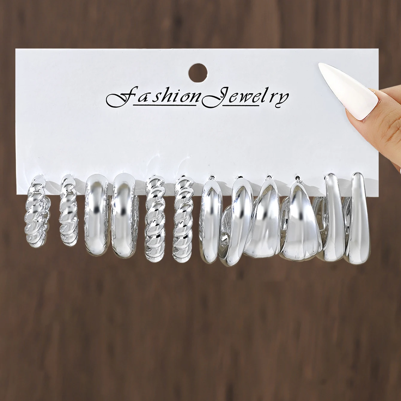 Womens Retro Personalized Creative CCB Earrings Large Set Minimalist Versatile Geometric C Shaped Earrings Studs