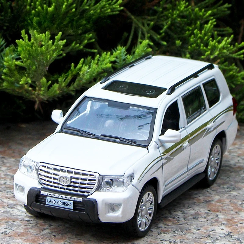 Modelo de aleación Land Cruiser 1:32, coche de juguete con sonido y luz extraíble, modelo de coche de aleación fundido a presión coleccionable