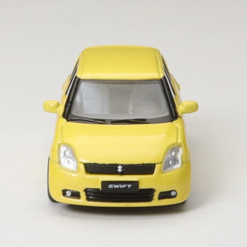 XCarToys 1/64 SUZUKI Swift Yellow Alloy Diecast Model Car Toy Collection Gift