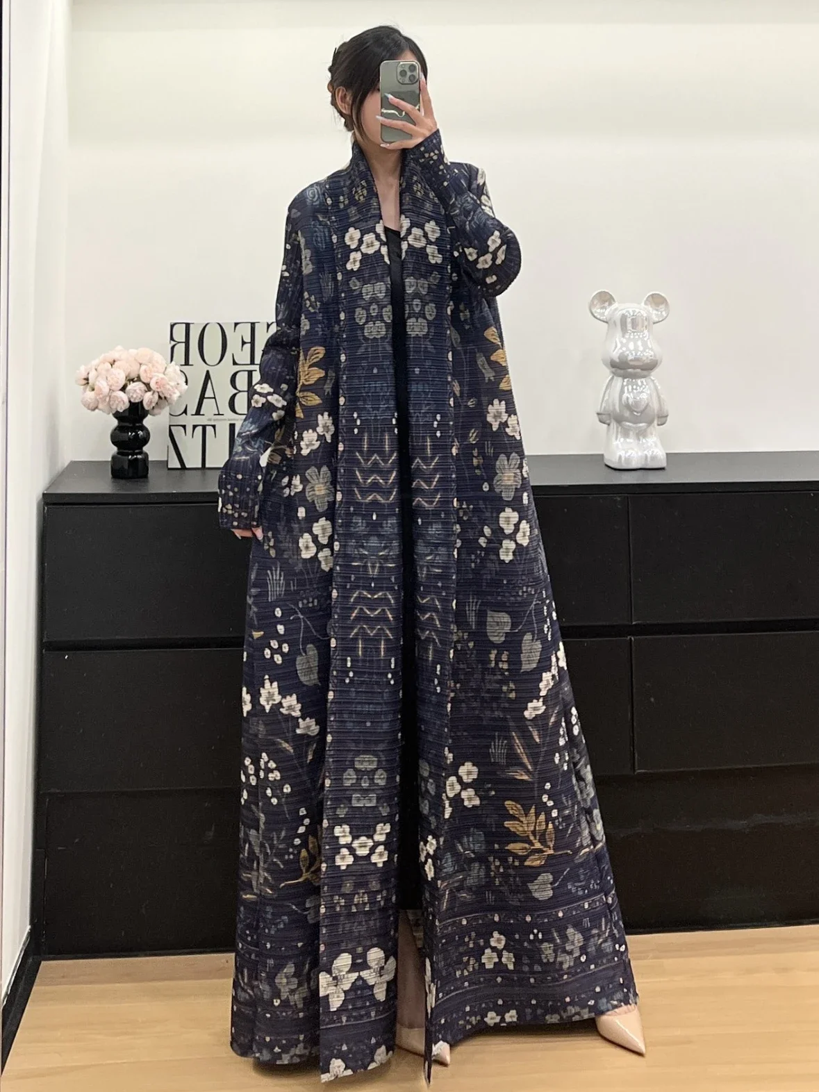 

Miyake плиссированные плащи-тренчи Абая с принтом и длинными рукавами с отложным воротником, женское платье 2026, оригинальный дизайнерский кафтан, длинные пальто