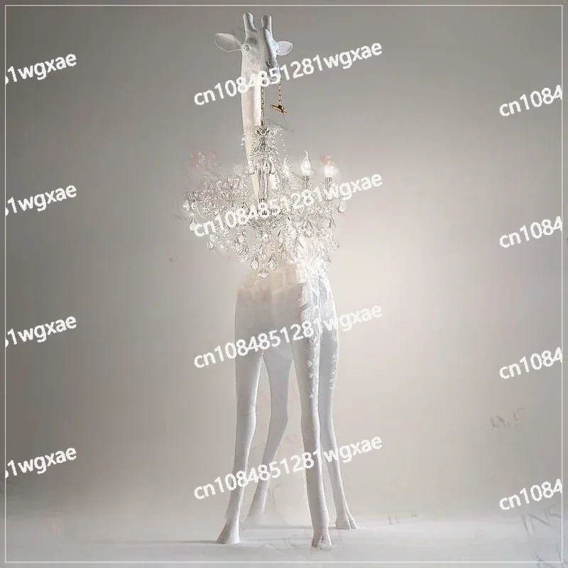 Shopping Mall Hotel Lobbyanimal Modelling Modern Fibreglass Giraffe Handheld Chandelier Personalised Creative Floor Lamps