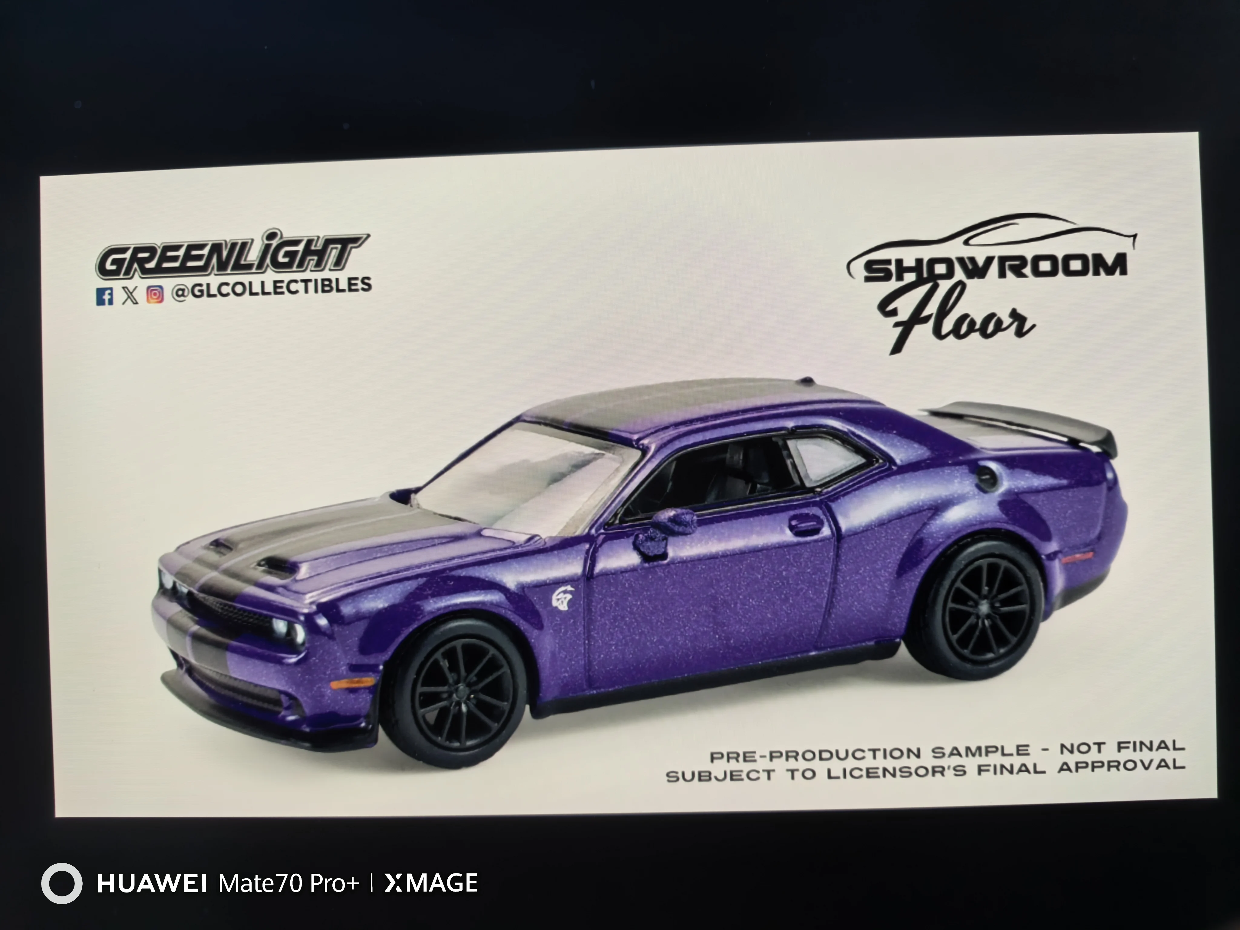 

Модель автомобиля из сплава GreenLight 1/64 2023, Dodge Challenger SRT Hellcat Jailbreak