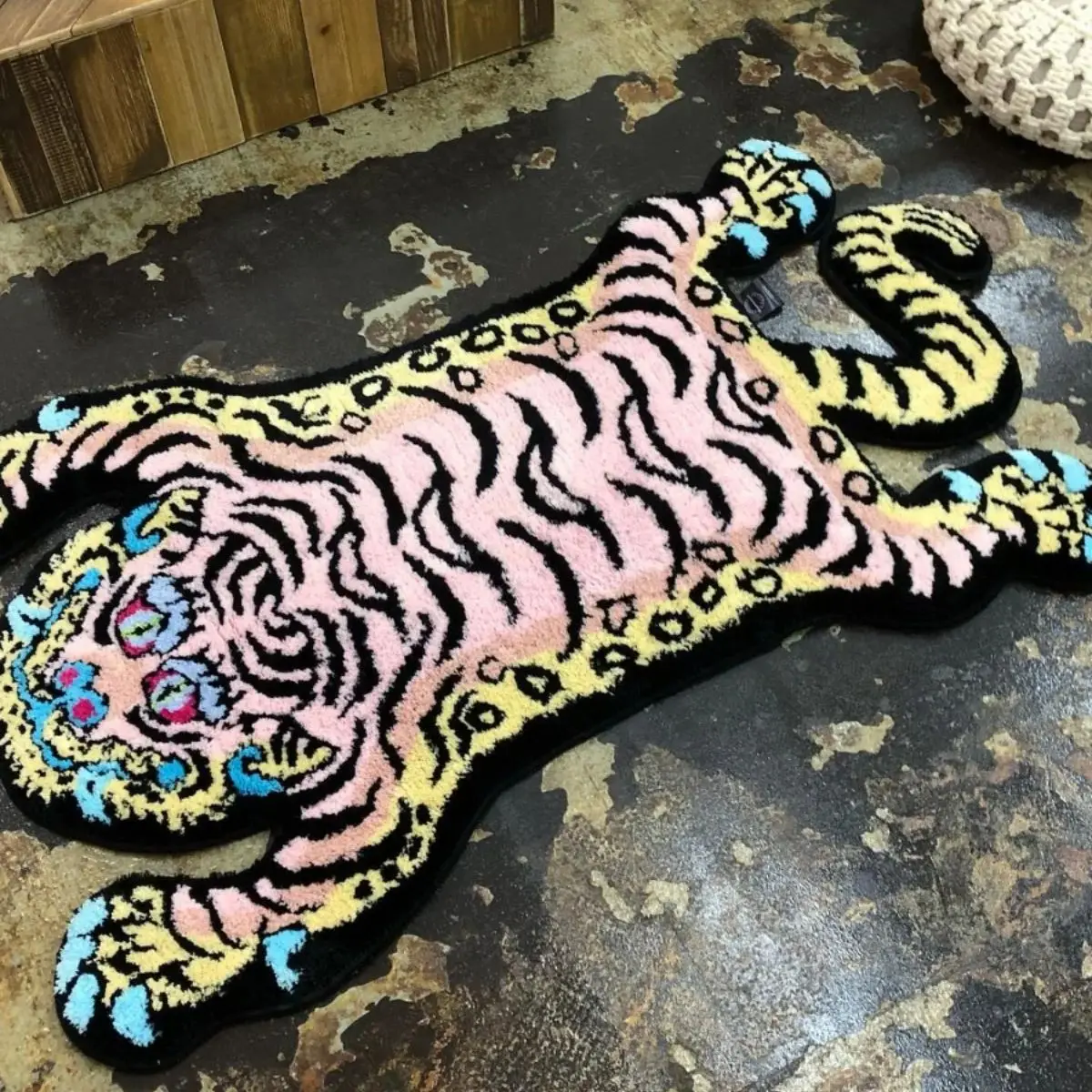 60mx100cm Tufting Tiger Carpet Special-shaped Floor Mat Bedside Blanket Foot Pad Tiger Tapestry Non-slip Bath Rug Mats