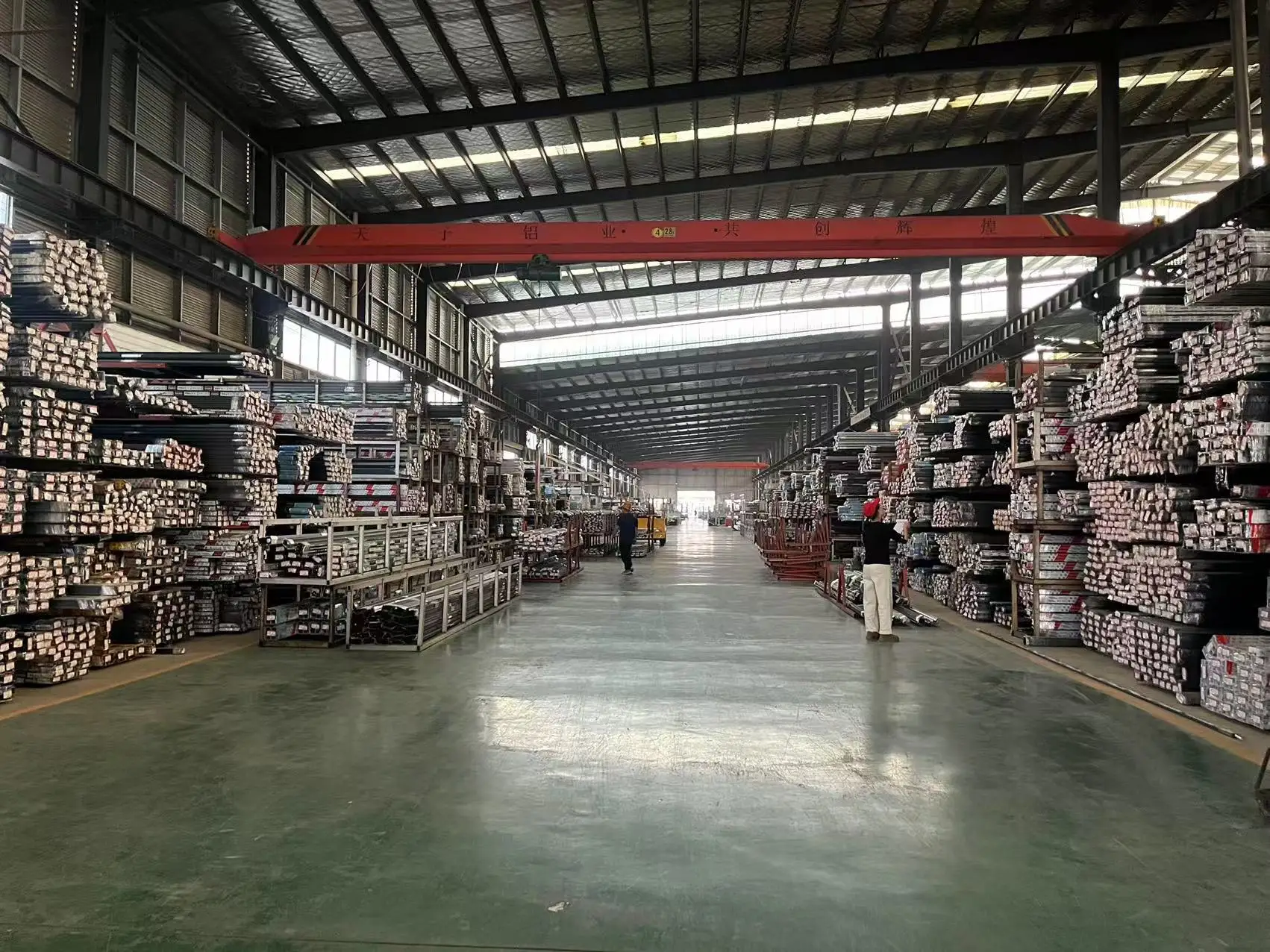 سعر التخصيص مخصص عالي القوة 6063-T5 سبائك الألومنيوم 6000 سلسلة كسر حراري بأكسيد الستار جدار الملامح #6