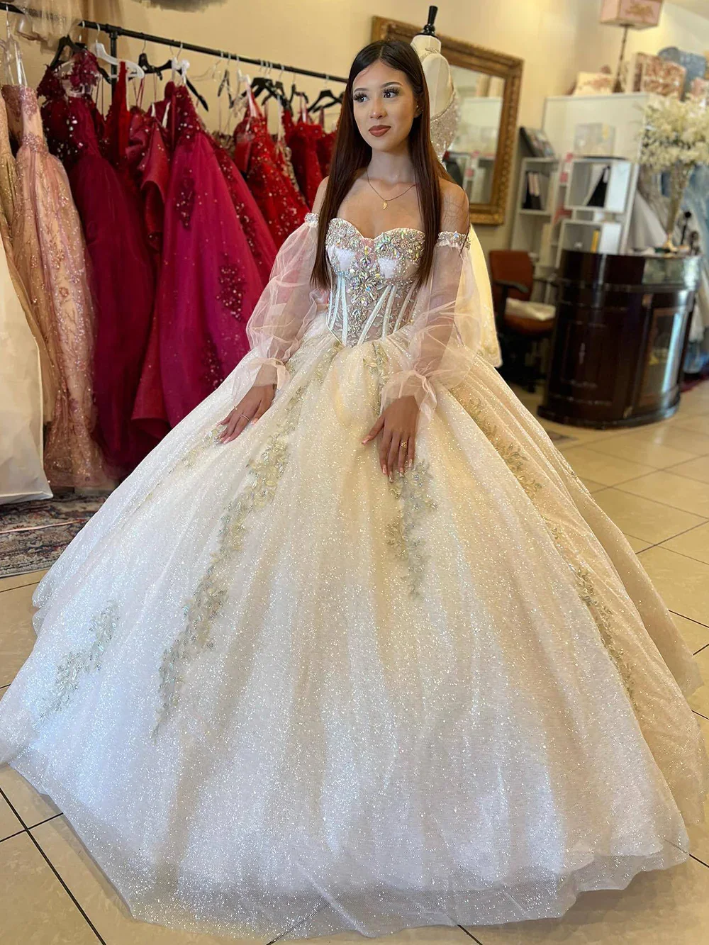 فساتين Angelsbridep بلون الشمبانيا Quinceanera بأكمام منتفخة ثوب حفلة دانتيل مزين بالخرز فستان حفلة عيد ميلاد الأميرة مخصص