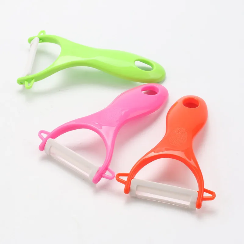 2Pcs Vegetable Fruit Ceramic Peeler Cooking Tools Potato Peelers Ceramic Peeler (Color Random)