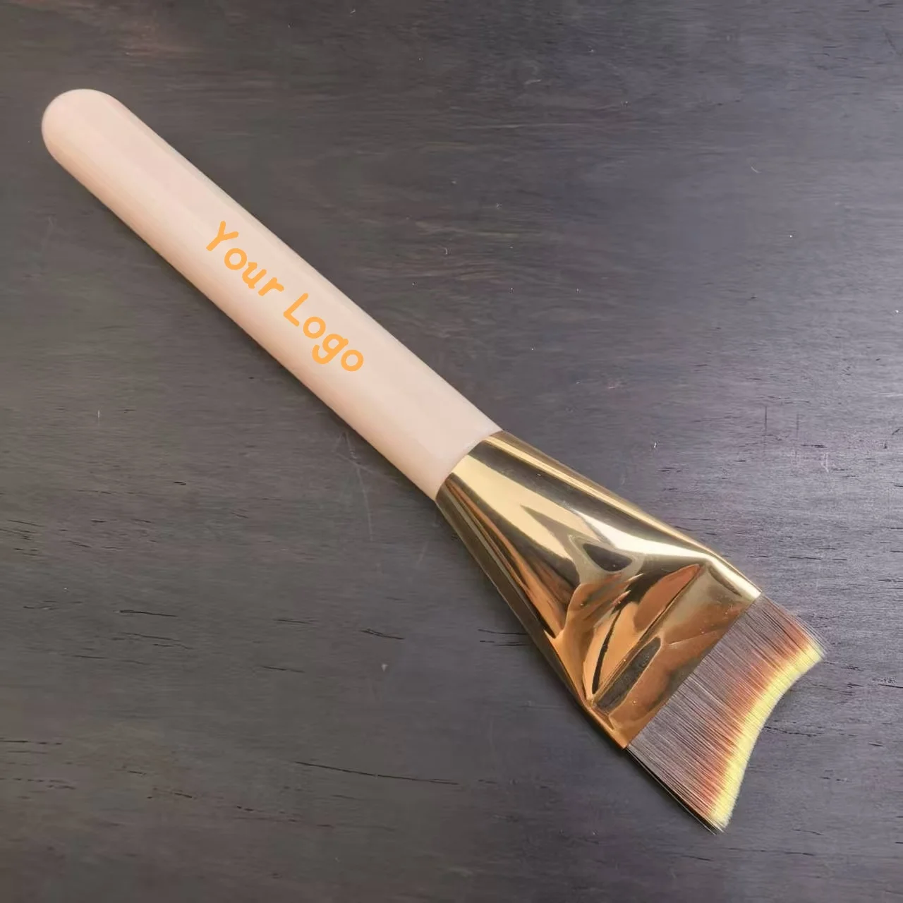 

Кисть для тонального крема для макияжа Ультратонкая кисть для маски в форме полумесяца Пушистая мягкая щетина Профессиональный инструмент для красоты Частная марка 5 шт.