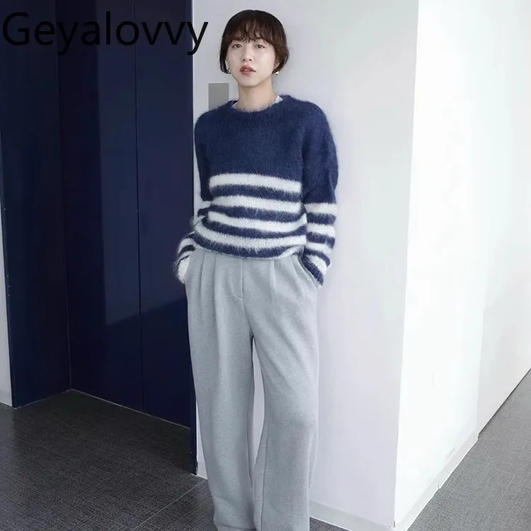 

Japanese Style Color Block Striped Crew Neck Sweater Autumn Winter New Sweet Girls Versatile Mohair Casual Women Pullover