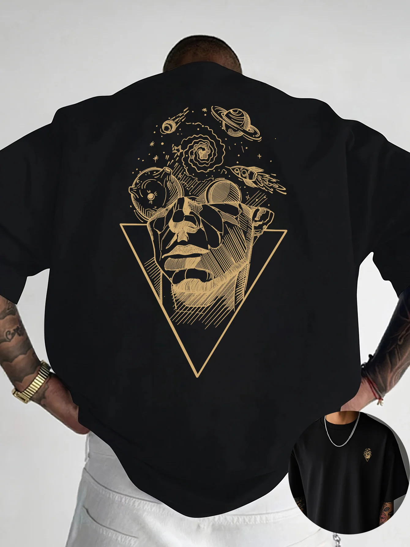T-shirt Stellar Consciousness avec dessin doré du visage et des planètes, T-shirt pour hommes, vêtements décontractés tendance d'été