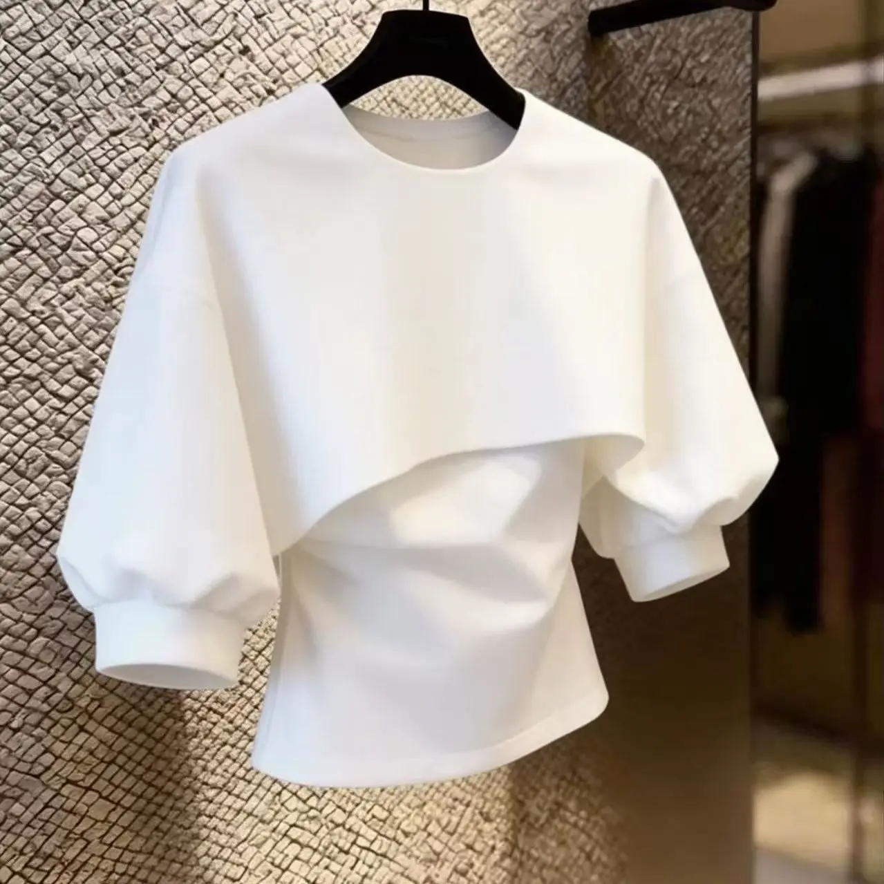 French design white puff sleeve top for women, niche and stylish, very stylish and unique