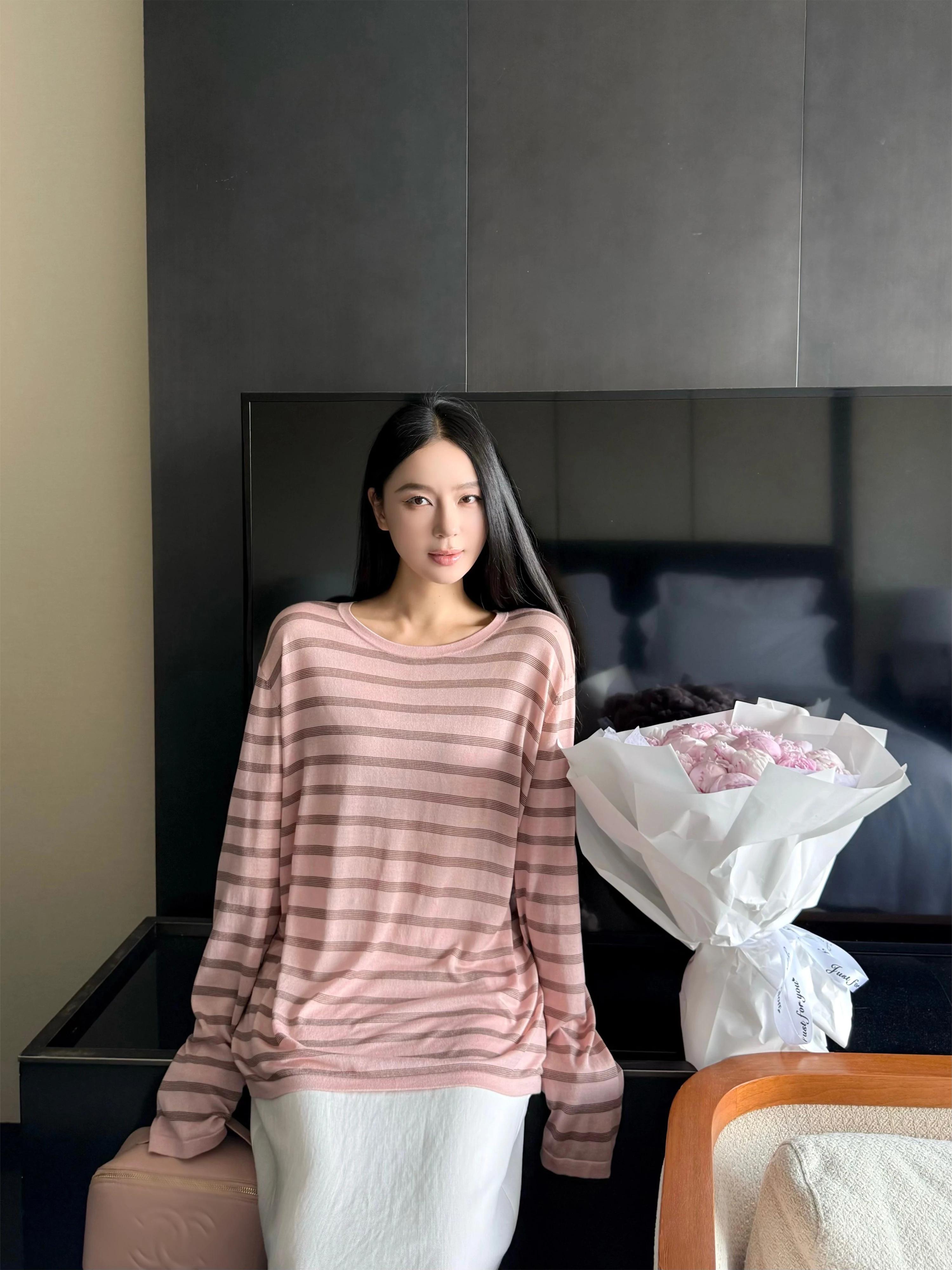 ZhouMiao Cool Stripe Long Sleeve Cover up Top Loose Fit Summer T-Shirt Breathable Comfortable Lenzing Fabric round Neck Commu...