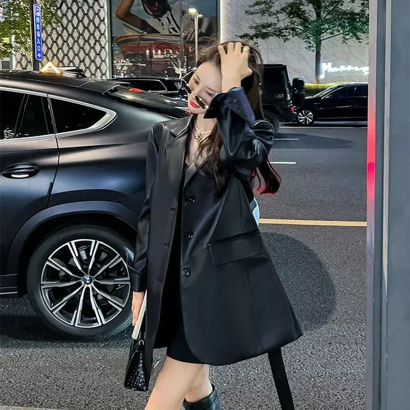 Blazer color caffè Retro Bella giacca in pelle PU Ins Autunno da donna Nuova giacca da abito snellente in vita di fascia alta alla moda