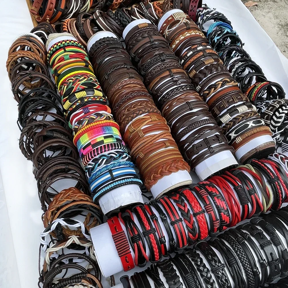 50PCS/set Wholesale Lots Bulk Random Punk Men\'s Leather Bracelets Femme Pulseras Bileklik Couple Bracelet Men Jewelry WP2