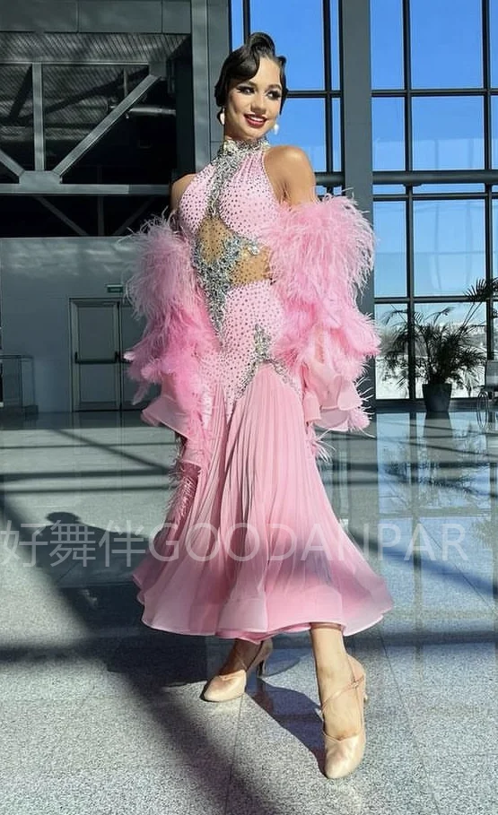 sequin dresses with long sleeves Elegant Round Neck Long Sleeves Sequin Slit Dresses With Waist Cutout Black / M